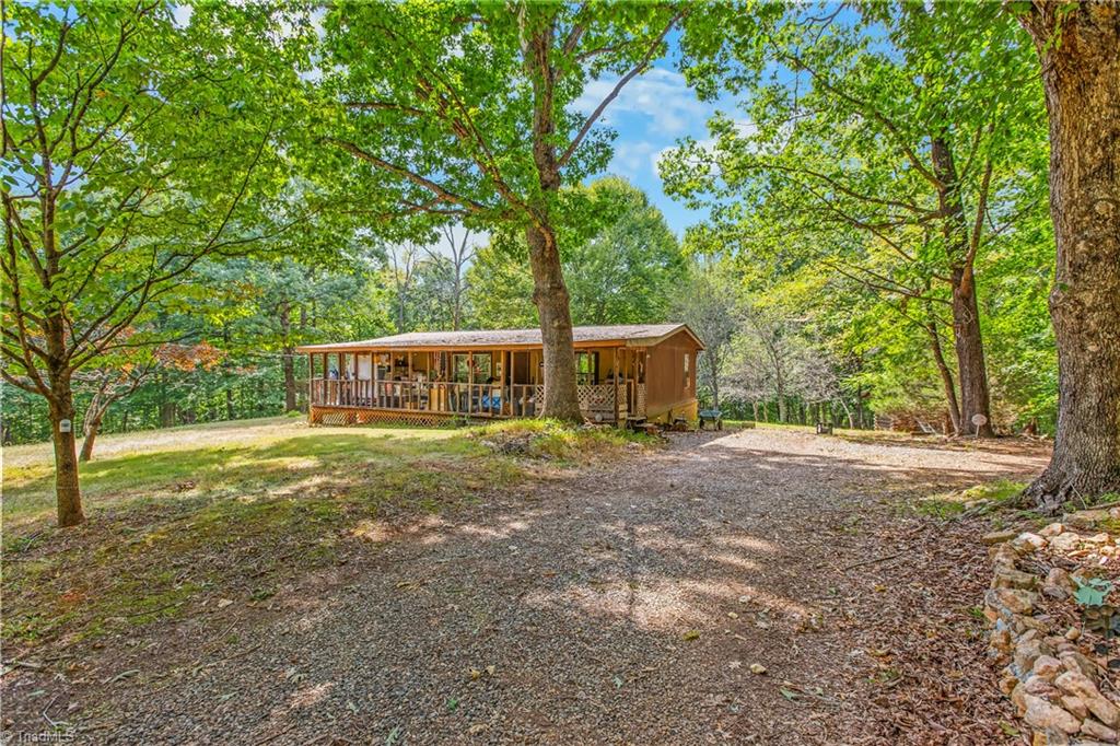 1315 Pebble Brook Road Property Photo 1