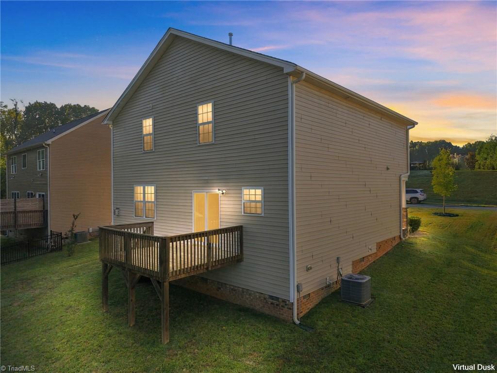6692 Bellawood Drive Property Photo 2