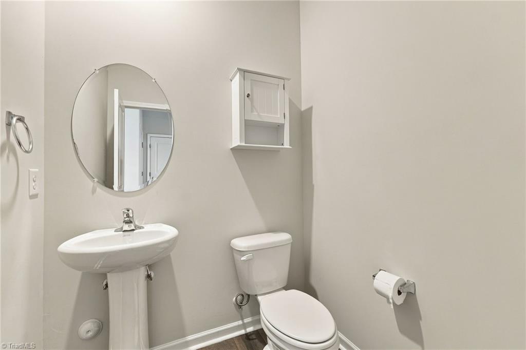6692 Bellawood Drive Property Photo 12