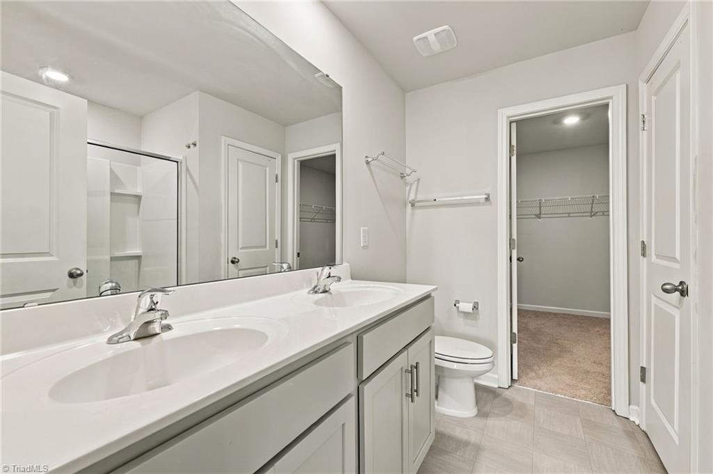 6692 Bellawood Drive Property Photo 24