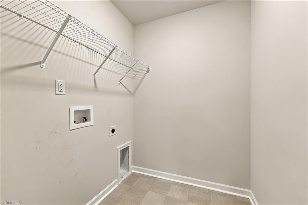 6692 Bellawood Drive Property Photo 33