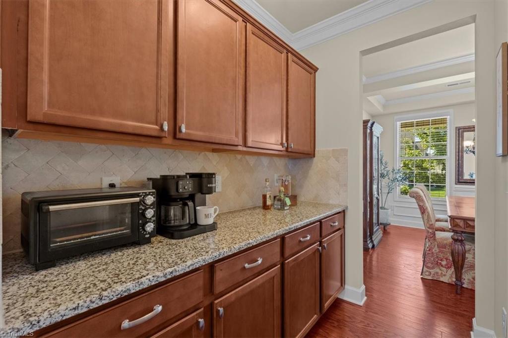 1459 Sawyer Avenue Property Photo 17