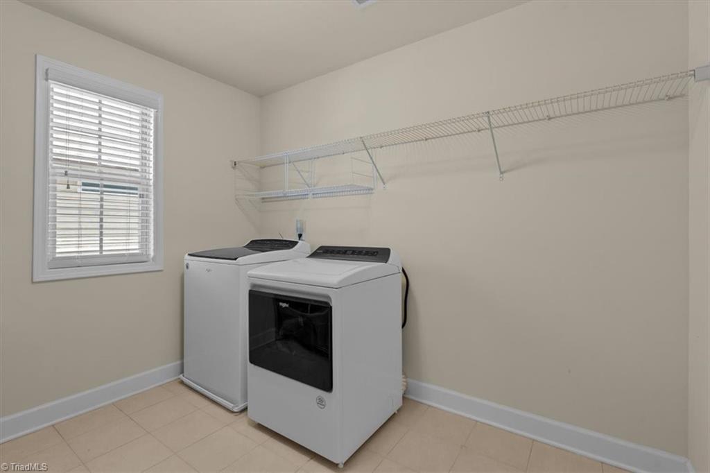 1459 Sawyer Avenue Property Photo 43