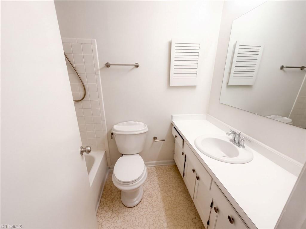 812 Pineburr Road Property Photo 24