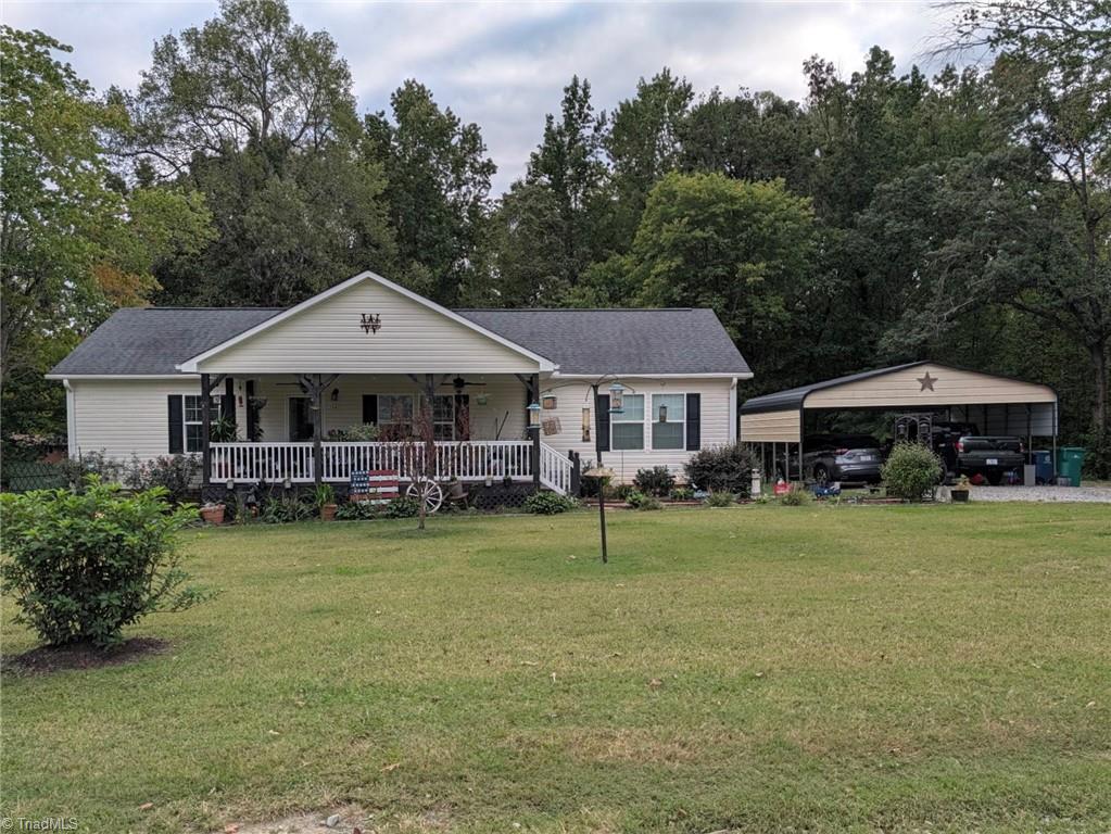 152 Durhams Trail Property Photo 1