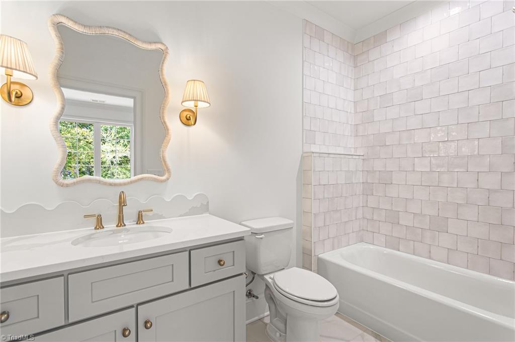 6388 Whitaker Trace Property Photo 40