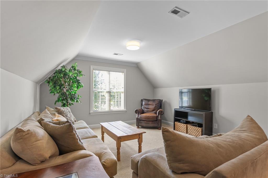 2907 Aldgate Way Property Photo 34