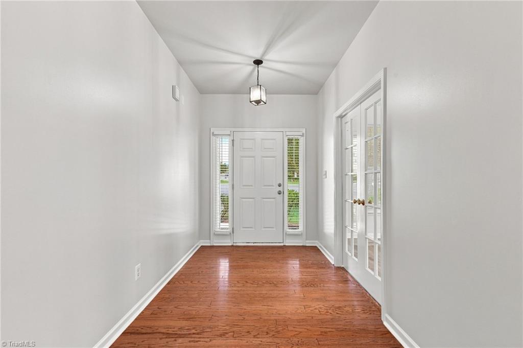 2639 Hidden Pond Cove Property Photo 4