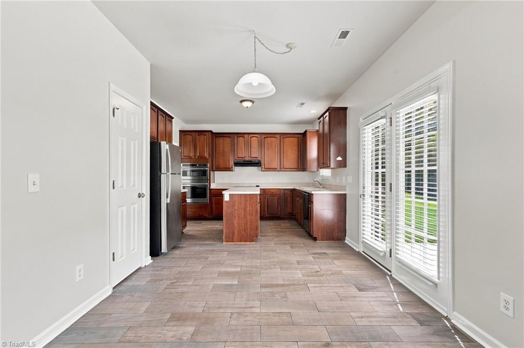 2639 Hidden Pond Cove Property Photo 12