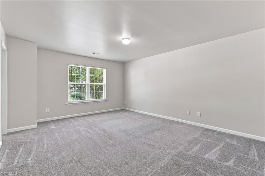 2639 Hidden Pond Cove Property Photo 24