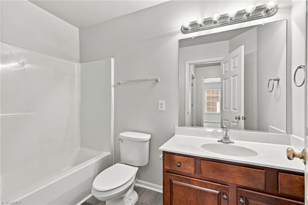 2639 Hidden Pond Cove Property Photo 26