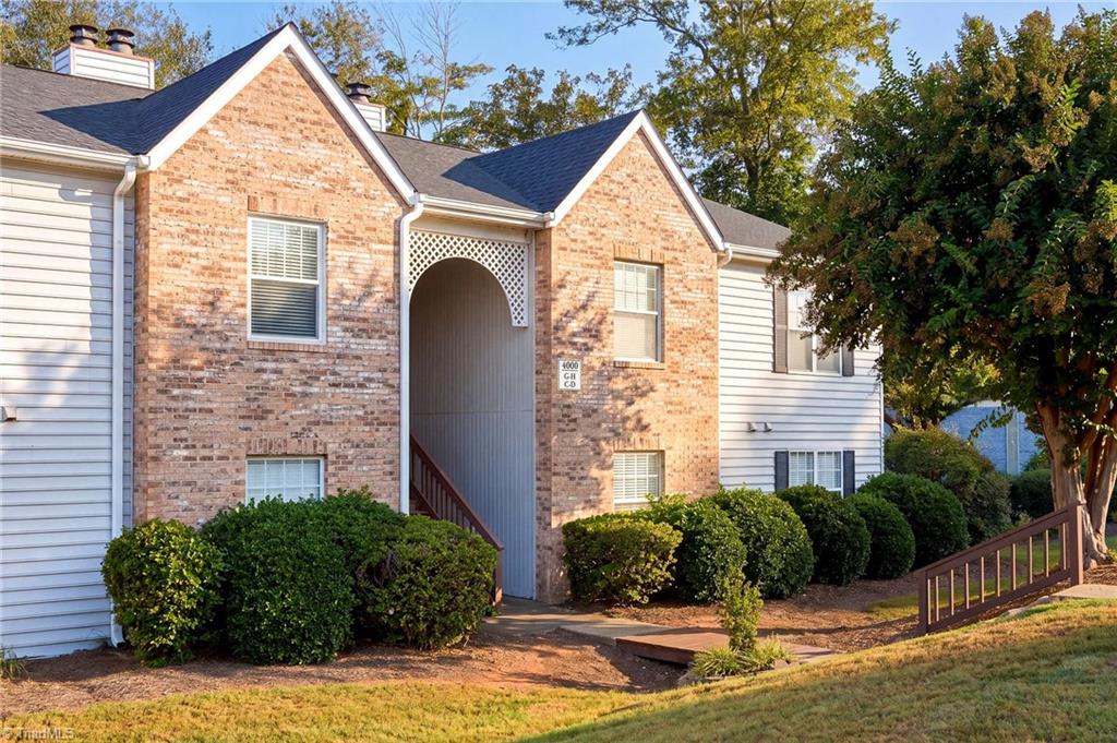 4000 Whirlaway Court # G Property Photo 1