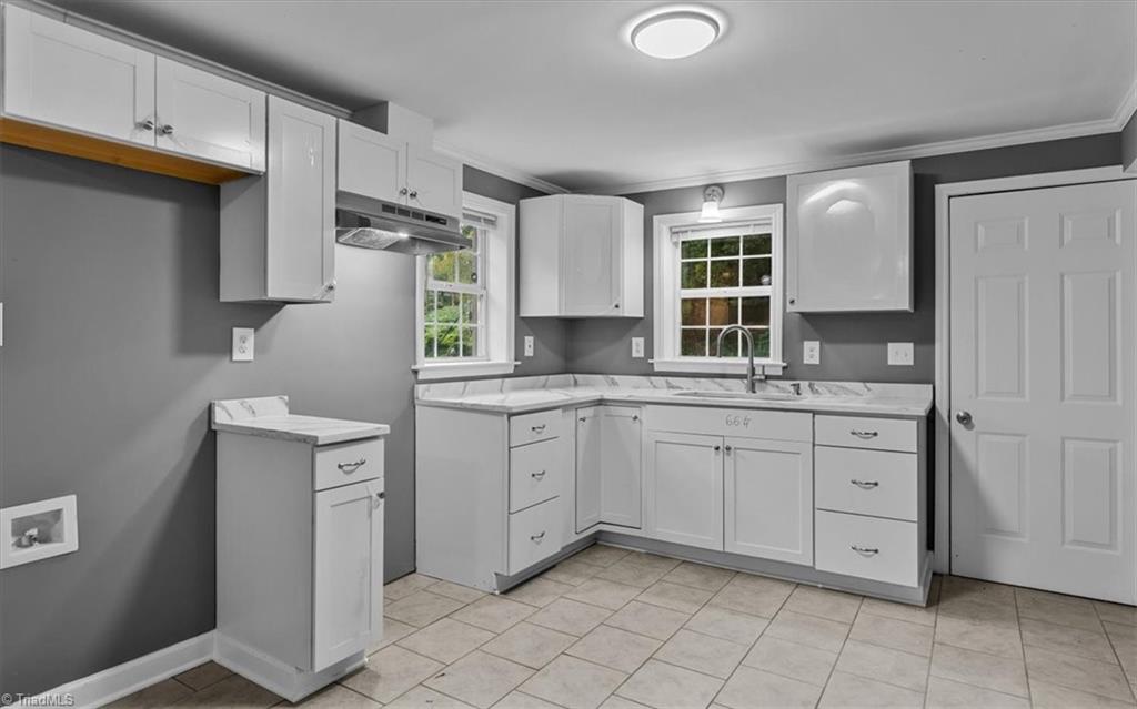 435 W Sharpe Street Property Photo 28