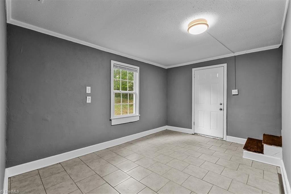 435 W Sharpe Street Property Photo 31