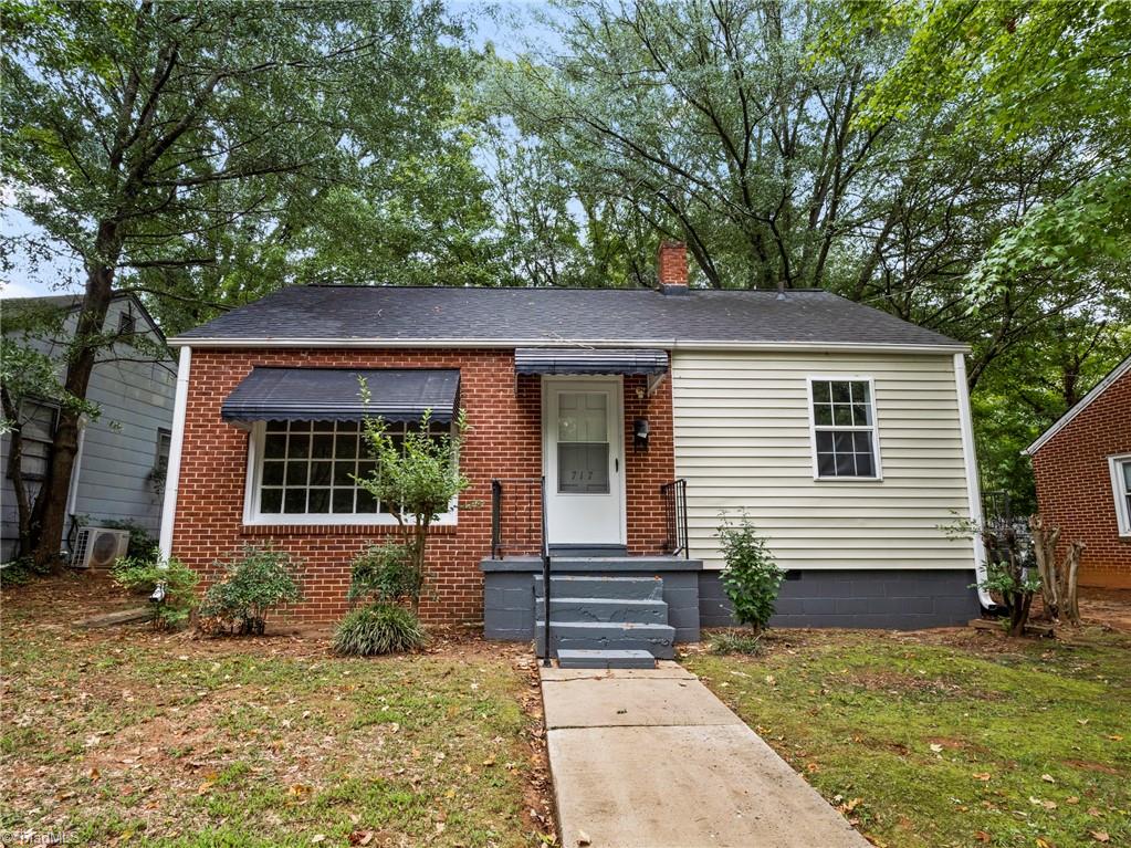 717 Magnolia Street Property Photo 1