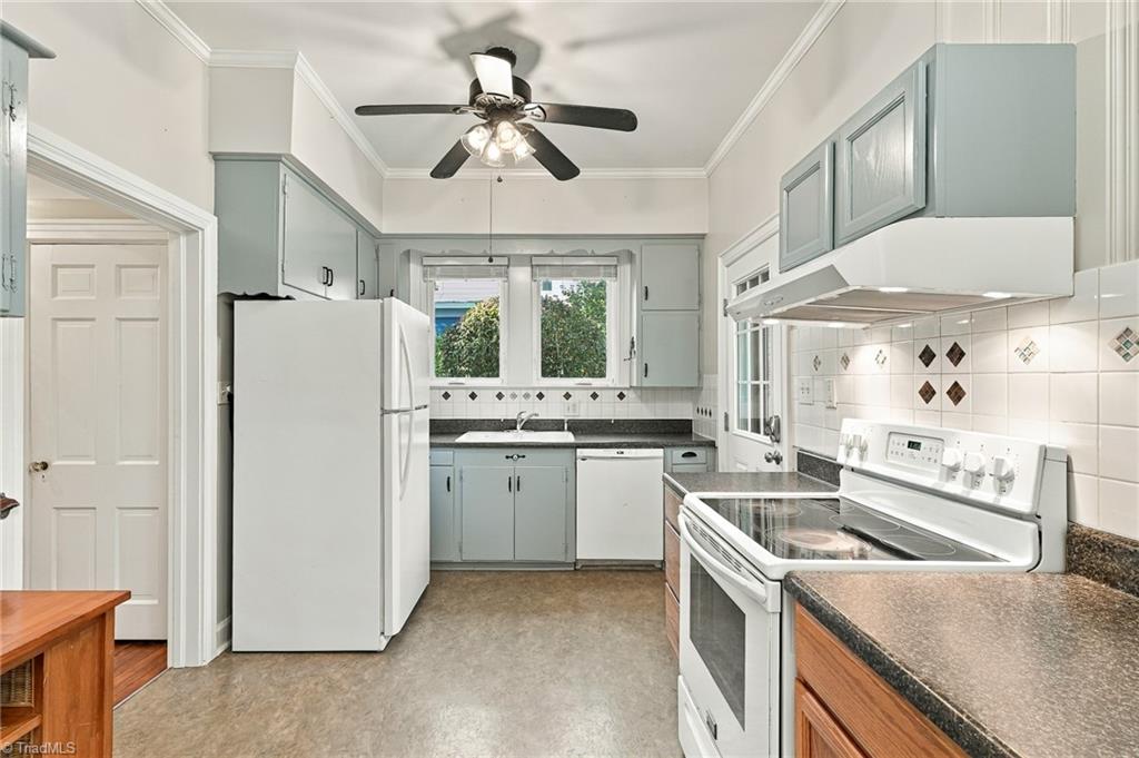 1525 Cloverdale Avenue Property Photo 13
