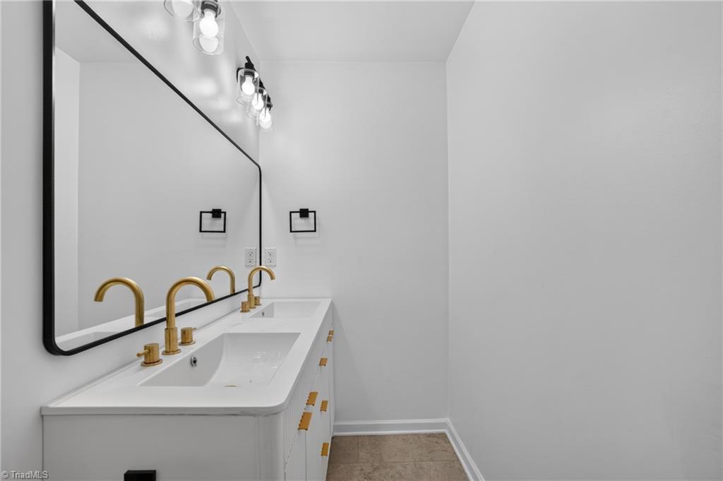 1820 Danny Bell Road Property Photo 31
