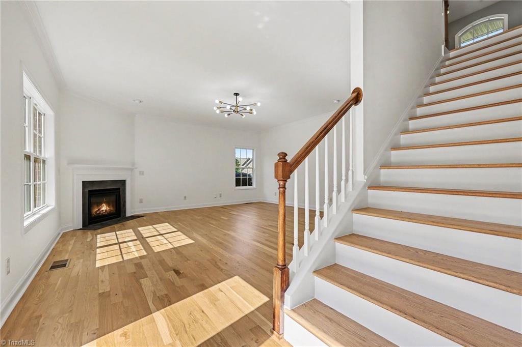8919 Grove Park Drive Property Photo 5