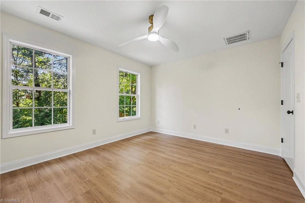 8919 Grove Park Drive Property Photo 23