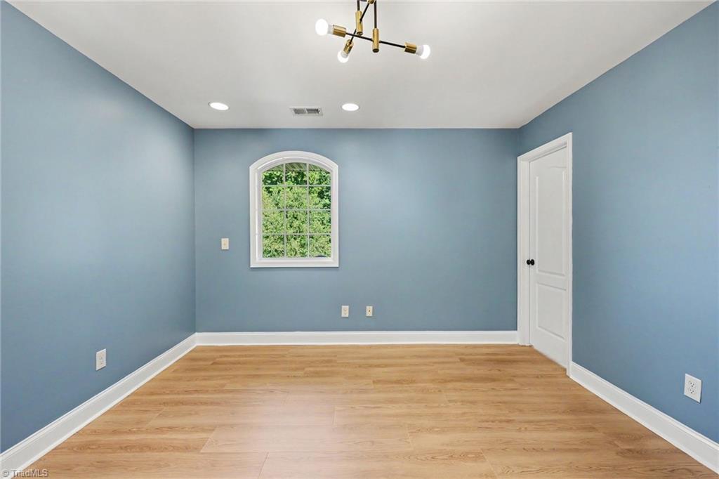 8919 Grove Park Drive Property Photo 26