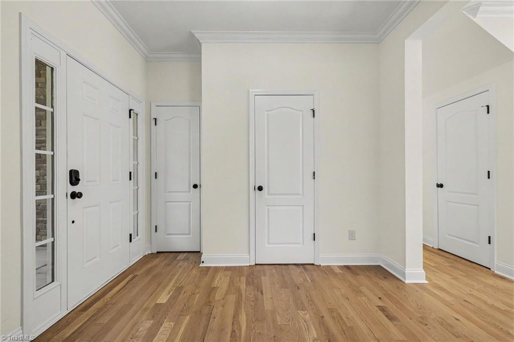 8919 Grove Park Drive Property Photo 28