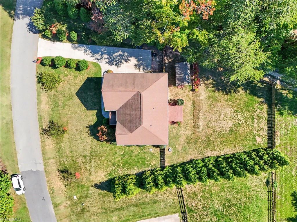 8919 Grove Park Drive Property Photo 39