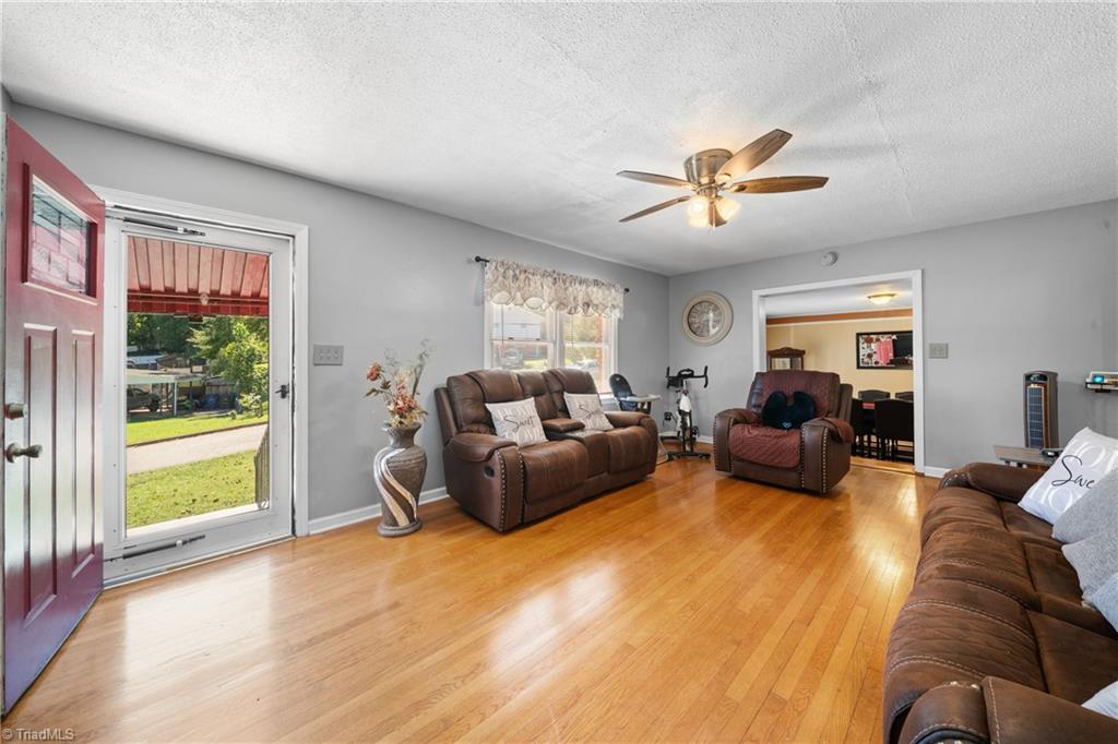 2613 Ellerbe Avenue Property Photo 4