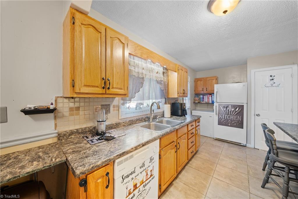 2613 Ellerbe Avenue Property Photo 9