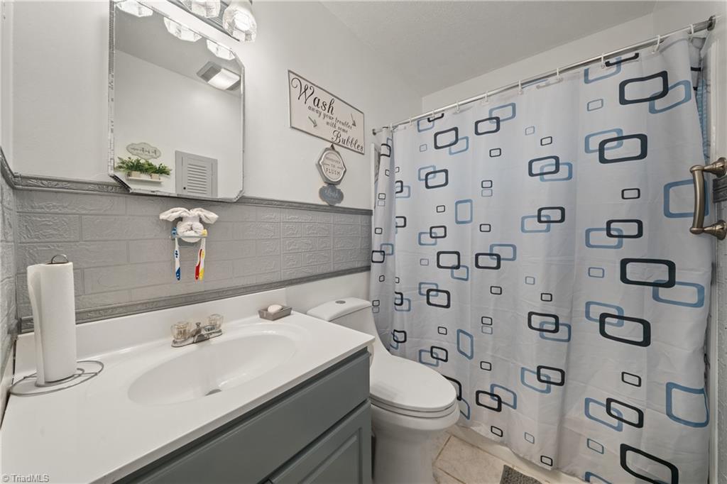 2613 Ellerbe Avenue Property Photo 17