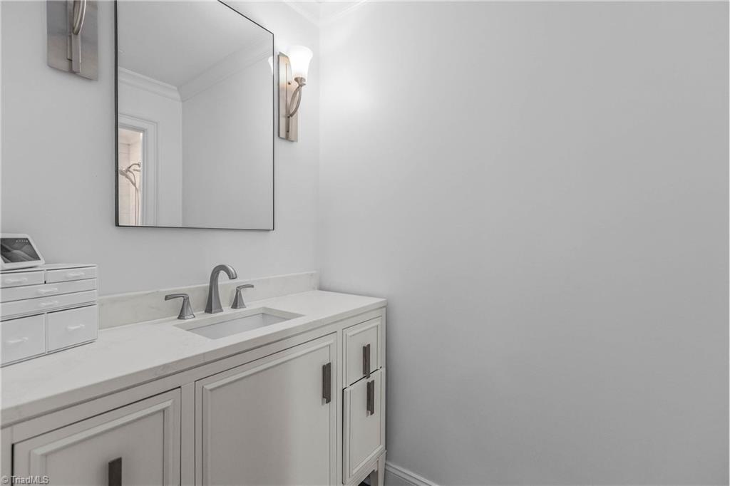 210 Surrey Path Court Property Photo 18