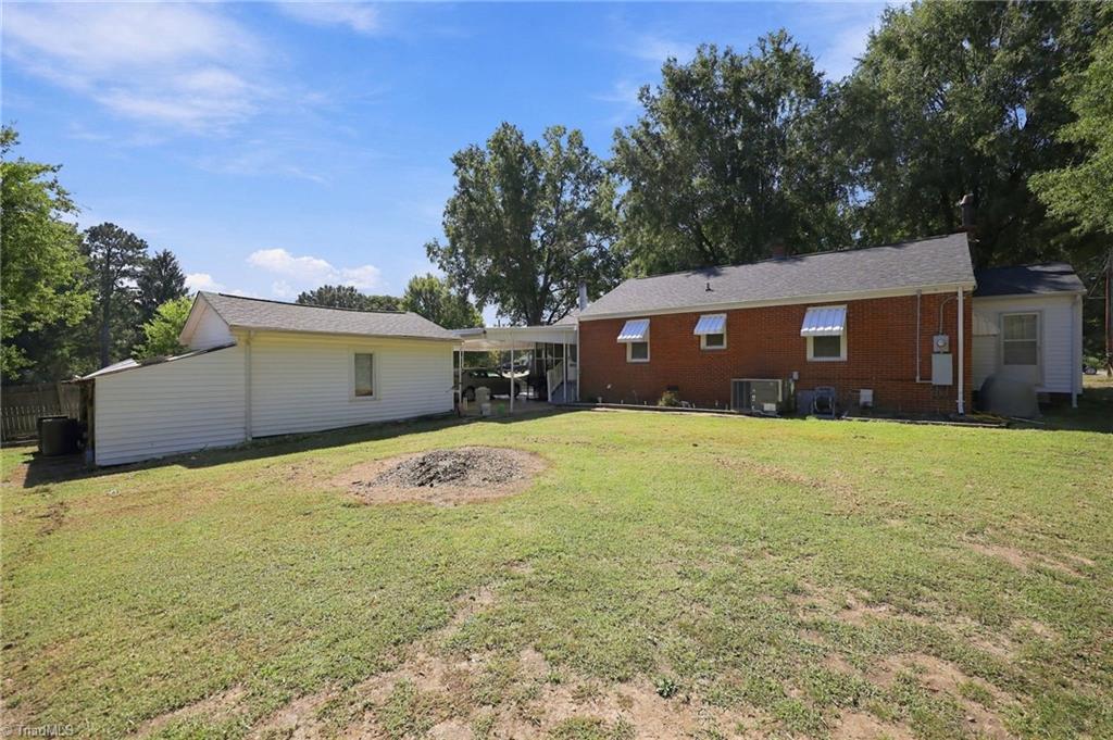 983 Nc Highway 87 Property Photo 14
