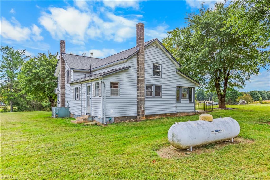 478 Randleman Road Property Photo 3