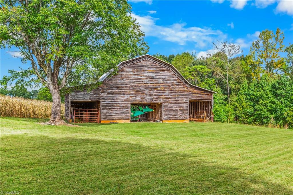 478 Randleman Road Property Photo 6