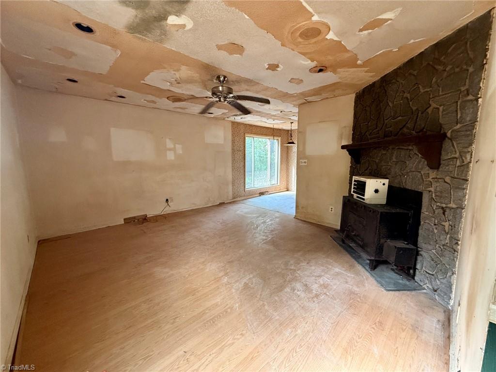 6515 Creek Run Road Property Photo 3