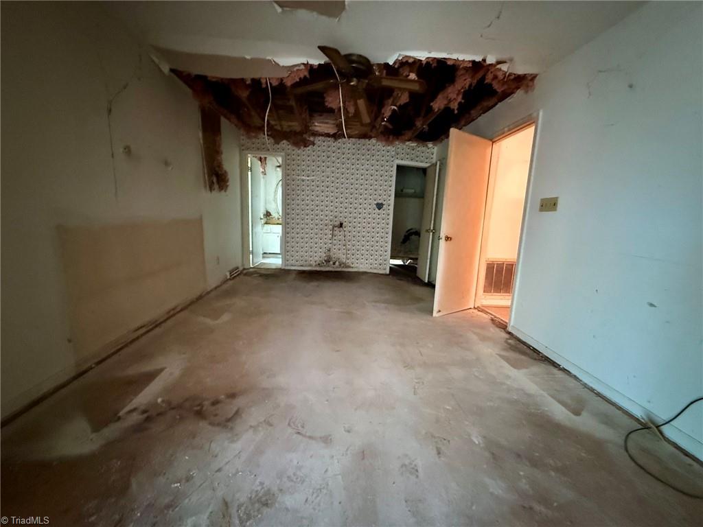 6515 Creek Run Road Property Photo 7