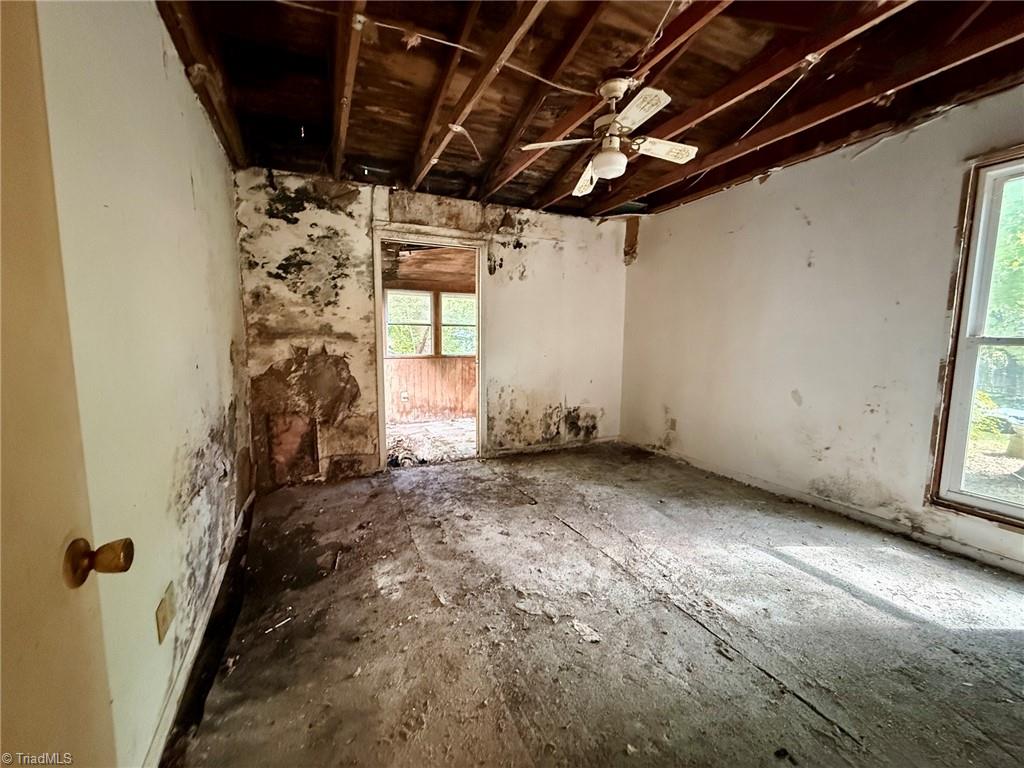 6515 Creek Run Road Property Photo 10