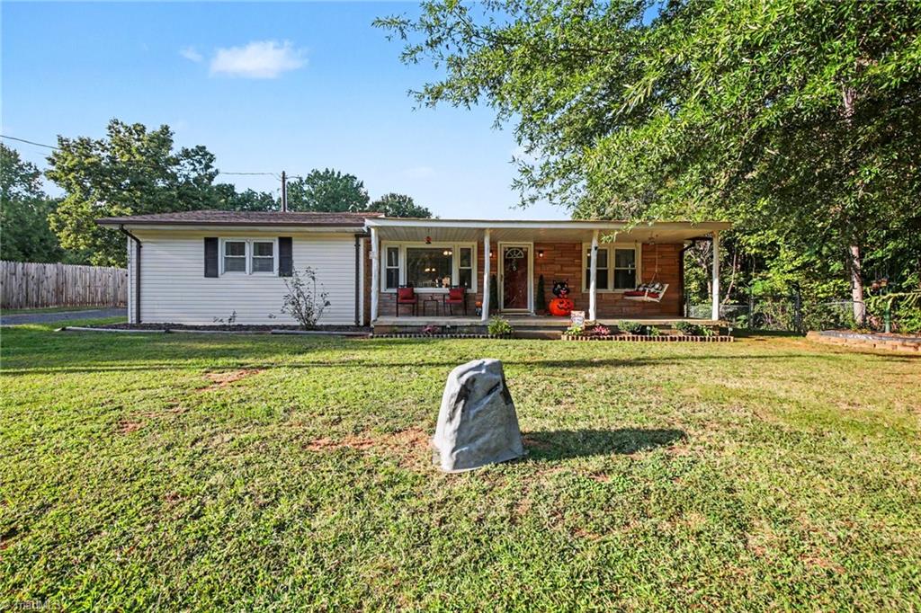 10648 Cherry Grove Road Property Photo 1