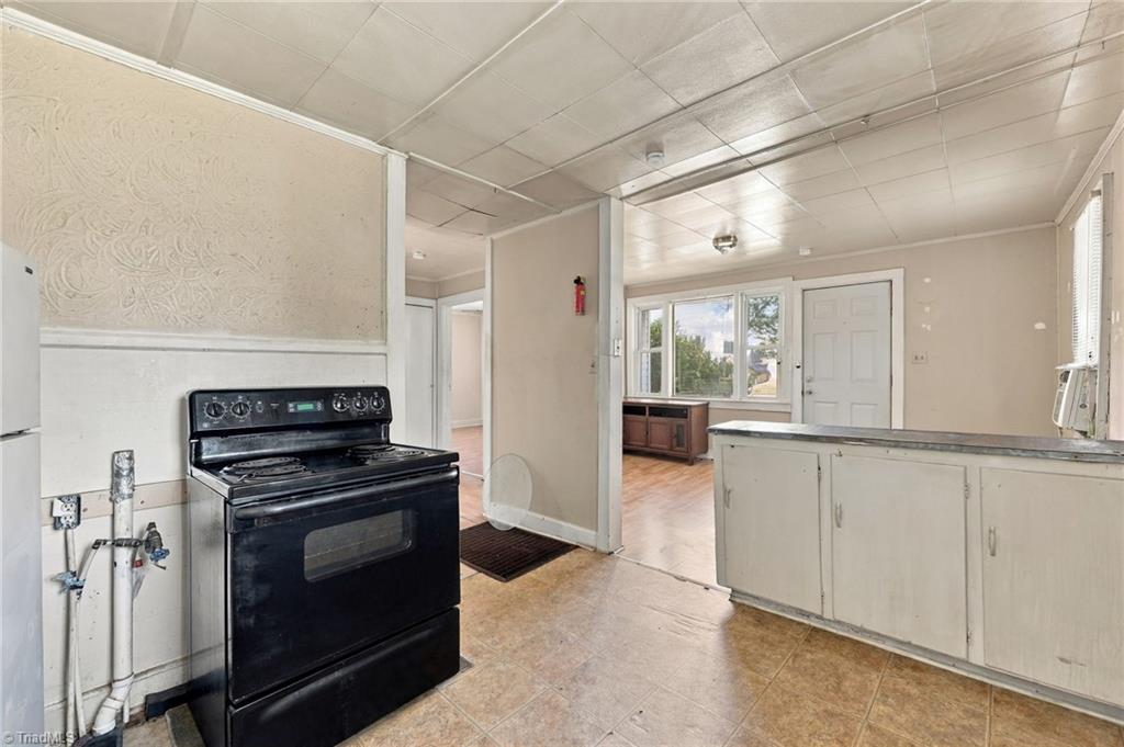 922 Taft Street Property Photo 11