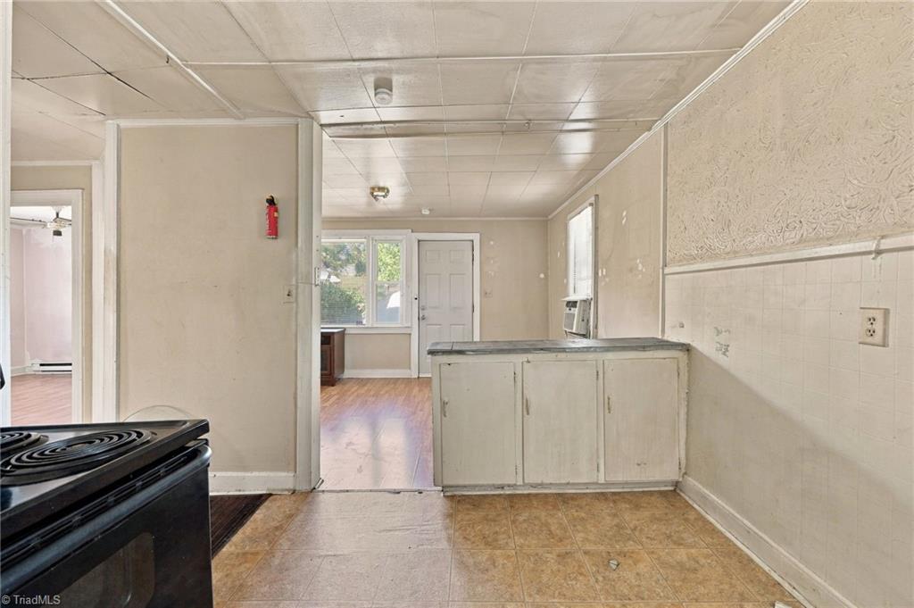 922 Taft Street Property Photo 12