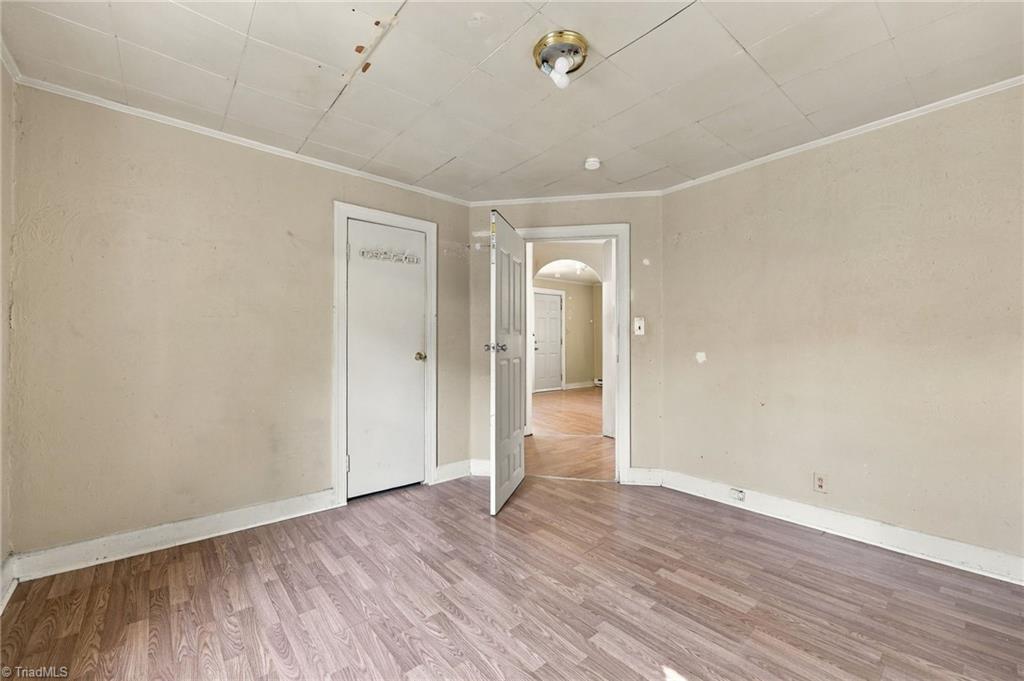 922 Taft Street Property Photo 14