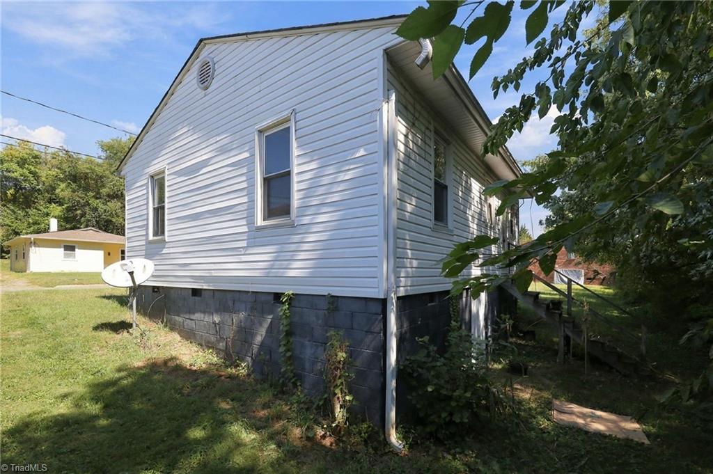 922 Taft Street Property Photo 22