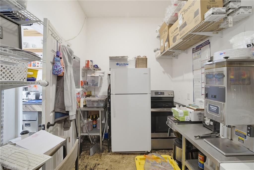618 & 620 Washington Street Property Photo 14