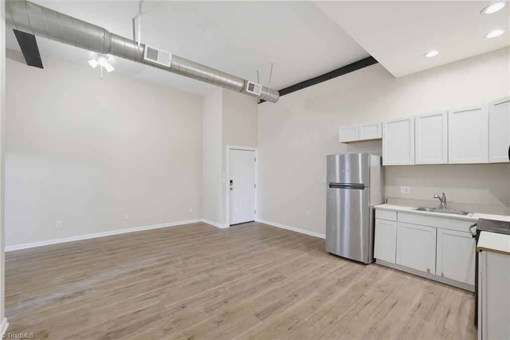 618 & 620 Washington Street Property Photo 24