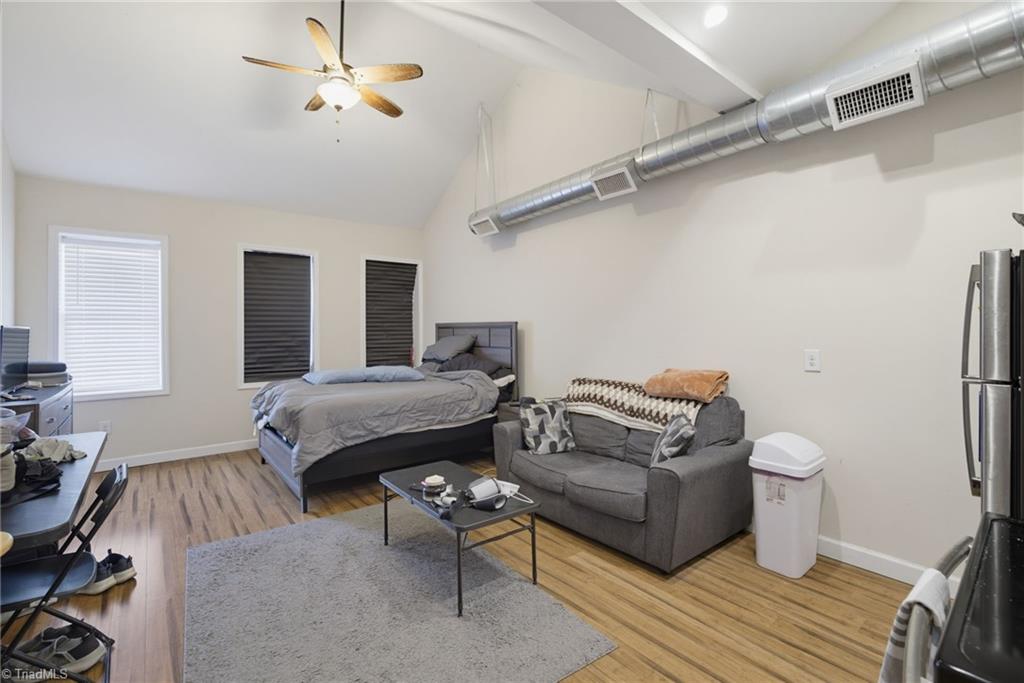 618 & 620 Washington Street Property Photo 40