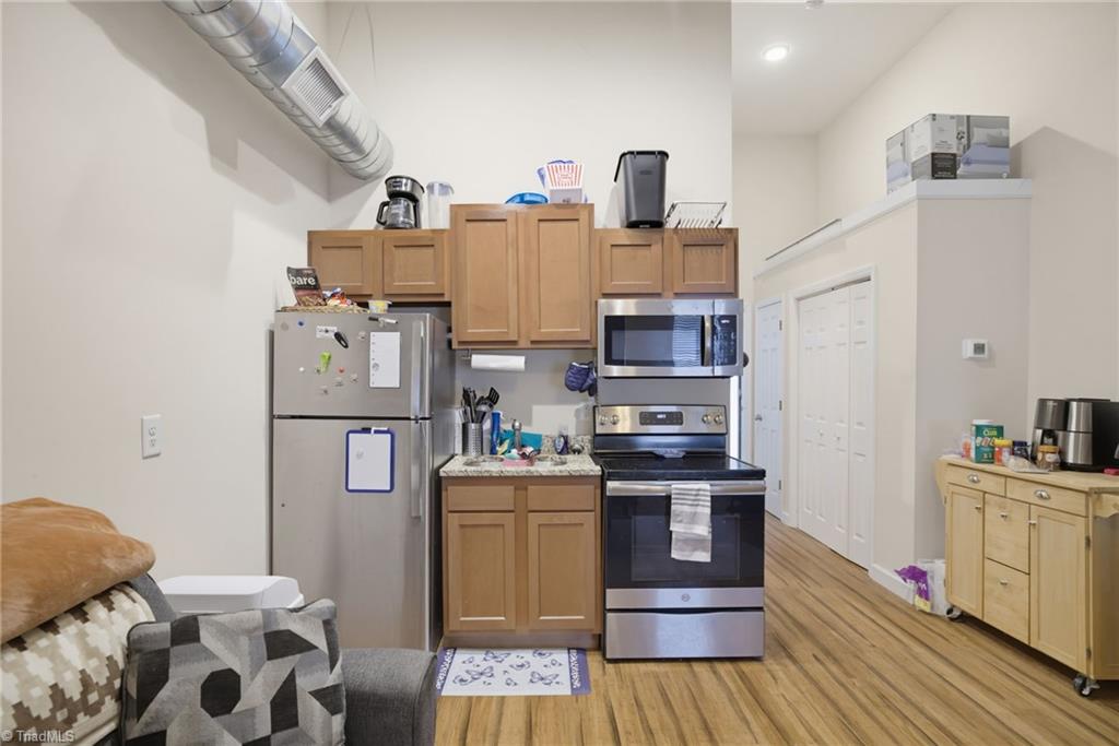 618 & 620 Washington Street Property Photo 41
