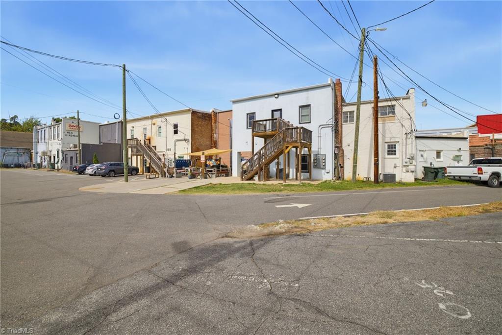 618 & 620 Washington Street Property Photo 49