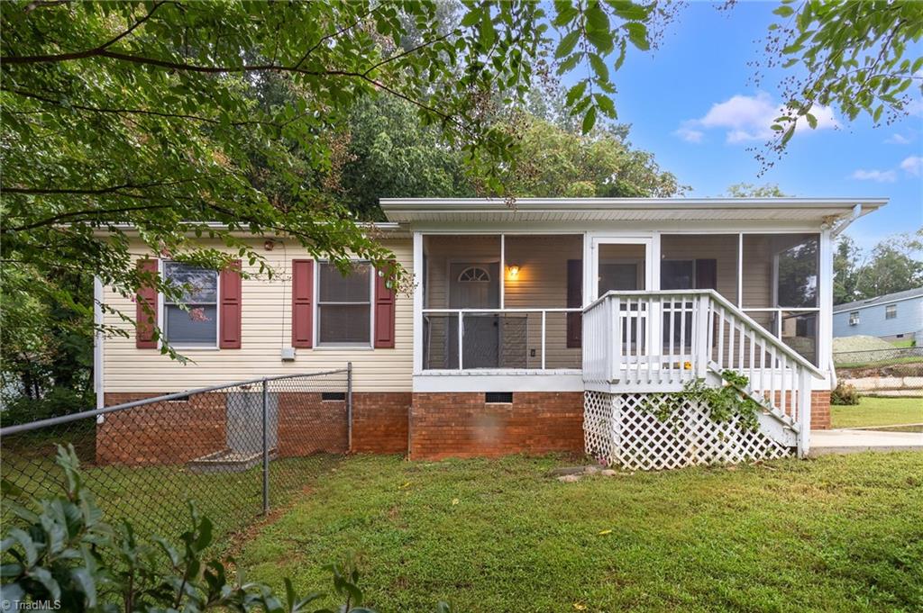 532 Cross Street Property Photo 1