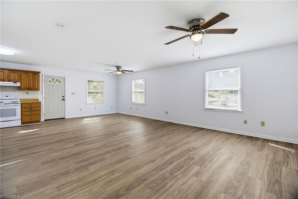 532 Cross Street Property Photo 7