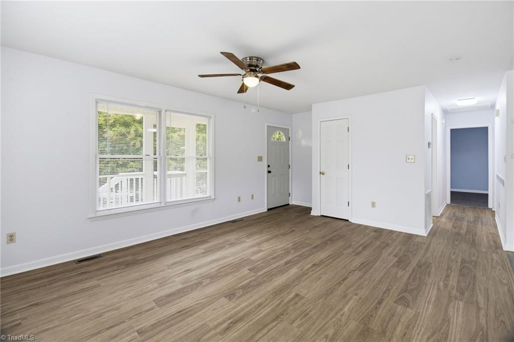 532 Cross Street Property Photo 9