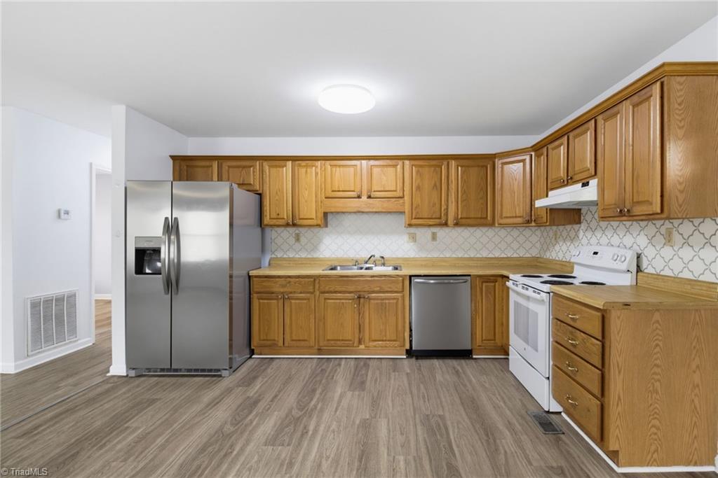 532 Cross Street Property Photo 11